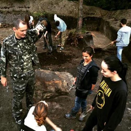 Історія та Археологія